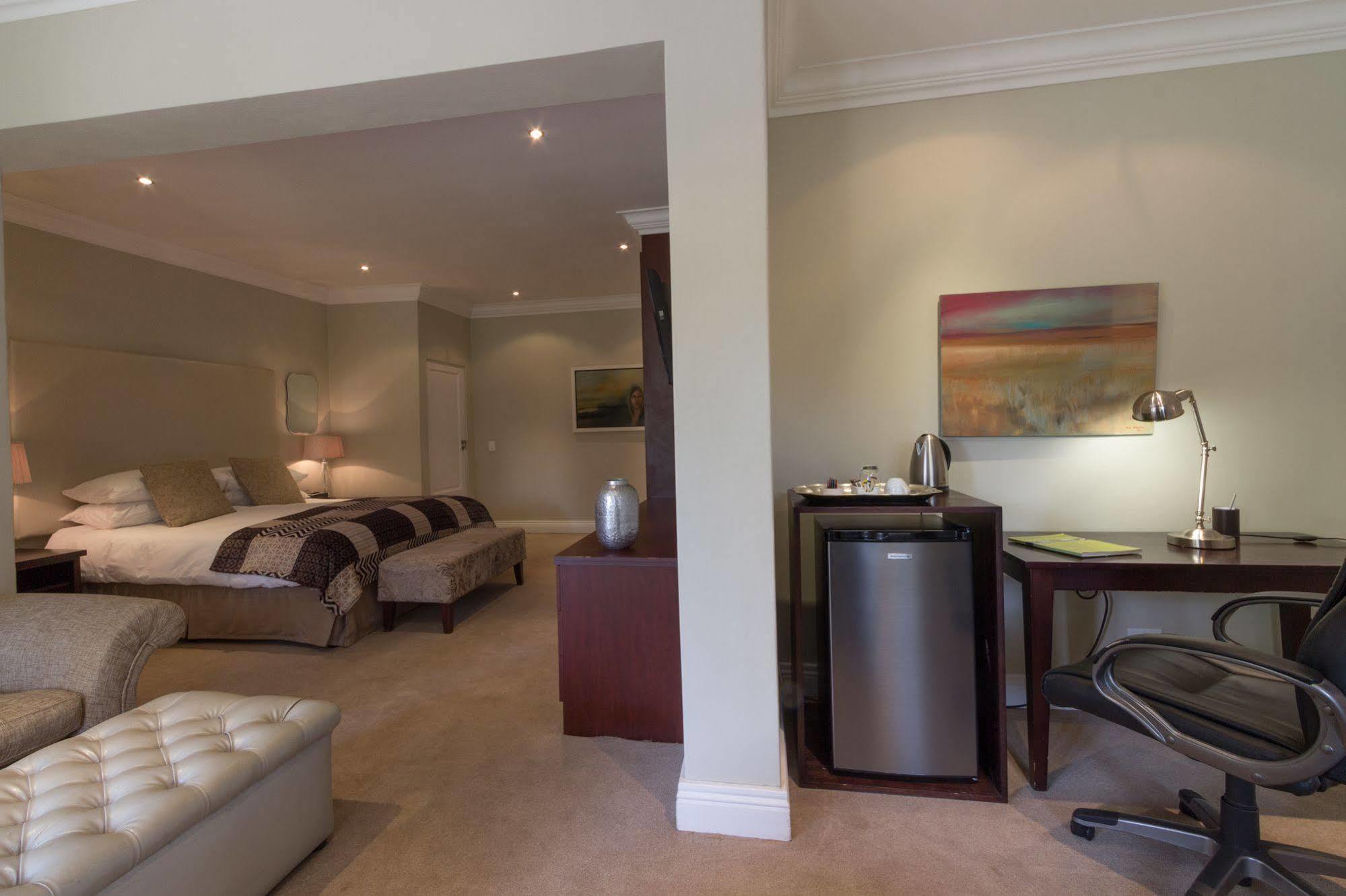 Q On First Guesthouse Johannesburg Eksteriør billede