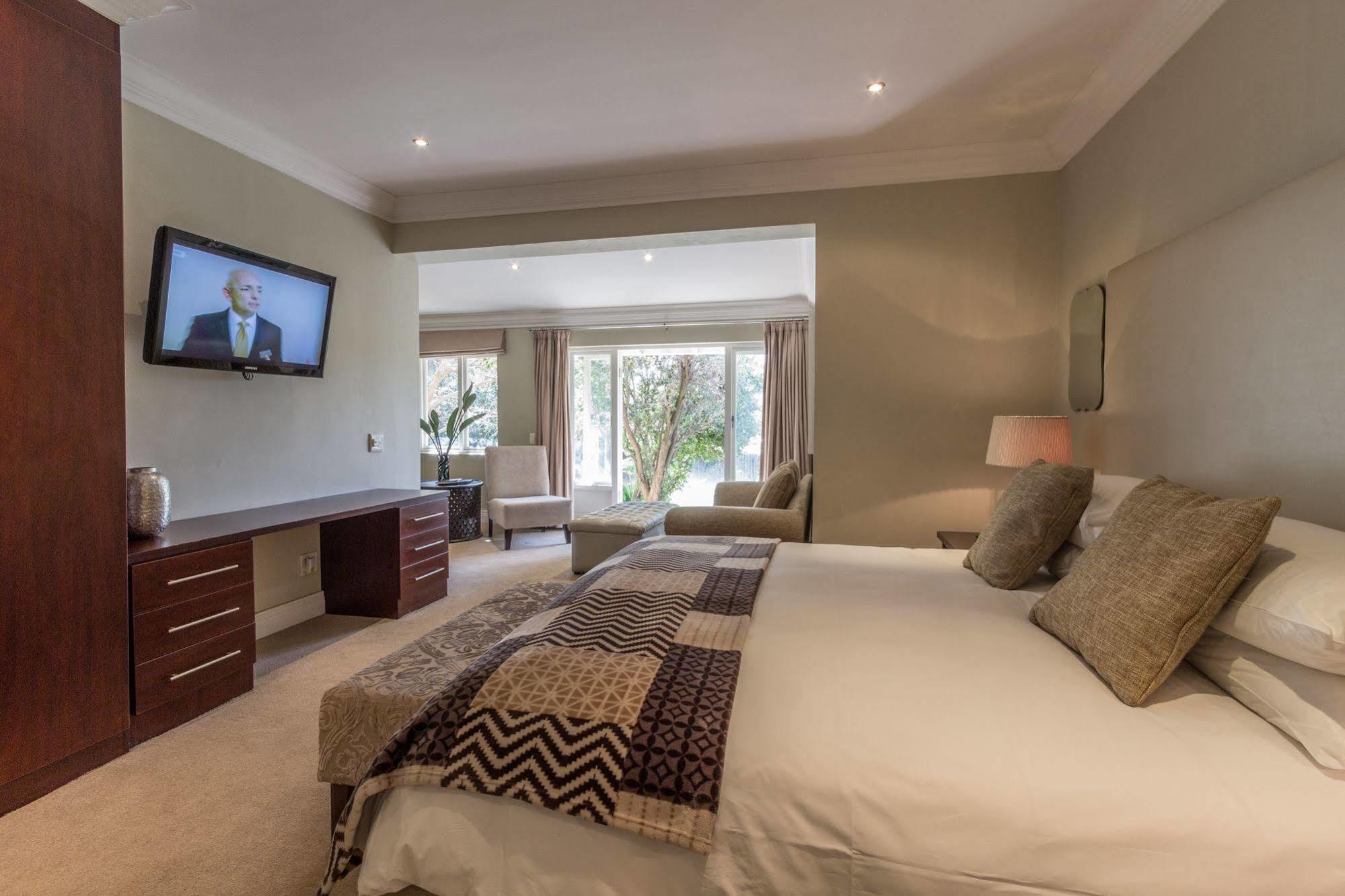 Q On First Guesthouse Johannesburg Eksteriør billede