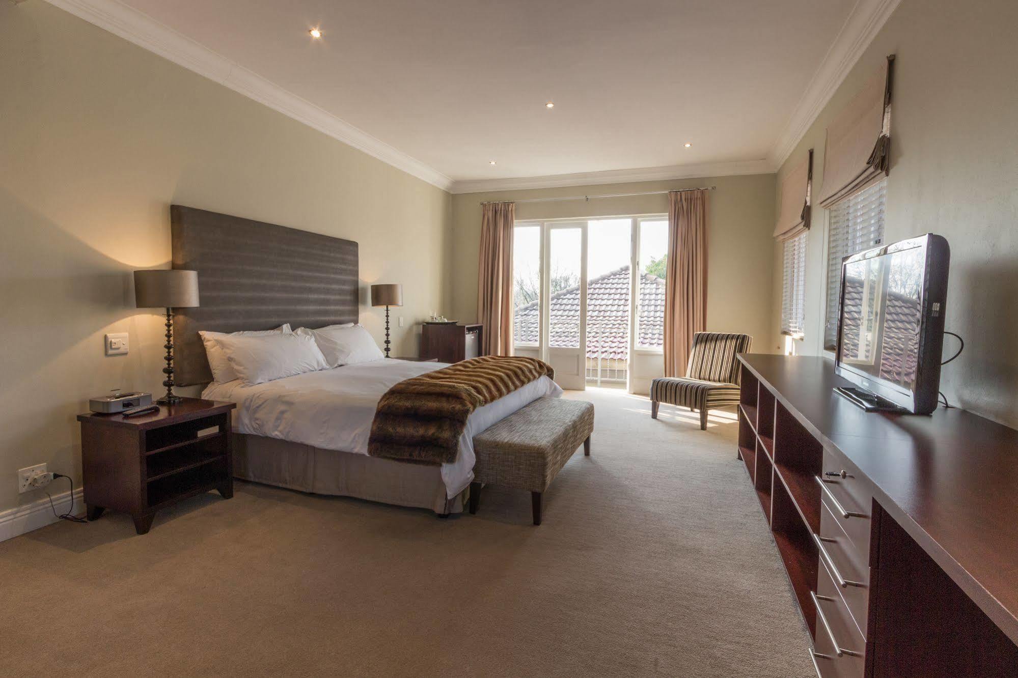 Q On First Guesthouse Johannesburg Eksteriør billede