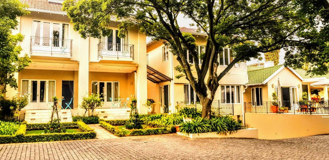 Q On First Guesthouse Johannesburg Eksteriør billede