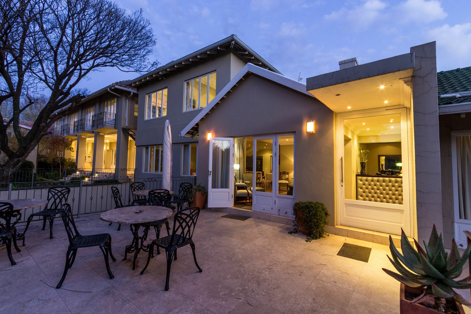 Q On First Guesthouse Johannesburg Eksteriør billede