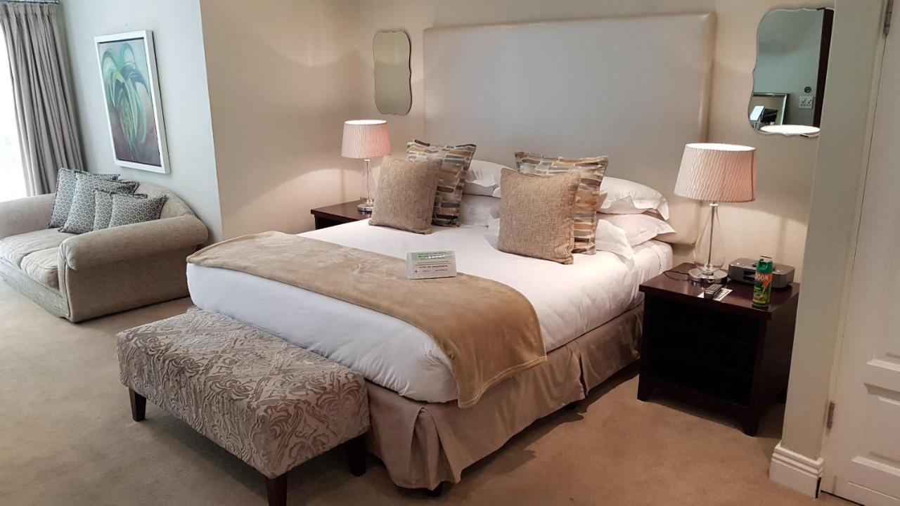 Q On First Guesthouse Johannesburg Eksteriør billede