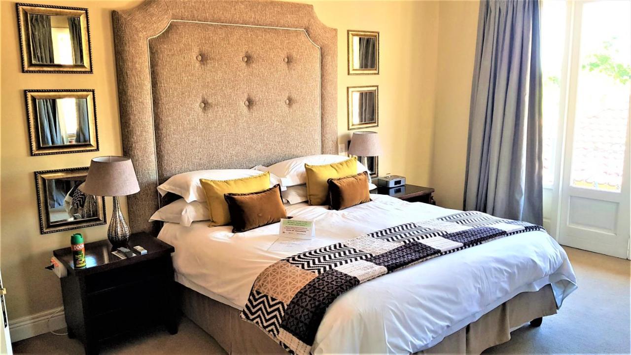 Q On First Guesthouse Johannesburg Eksteriør billede