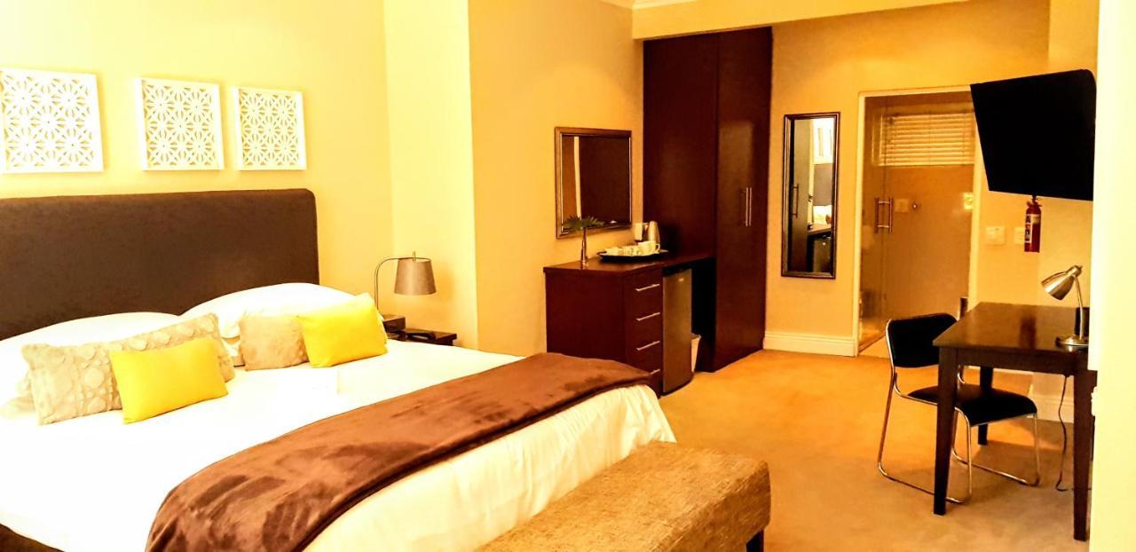 Q On First Guesthouse Johannesburg Eksteriør billede
